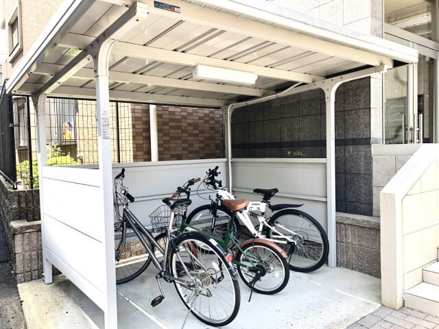 自転車置場をチェック